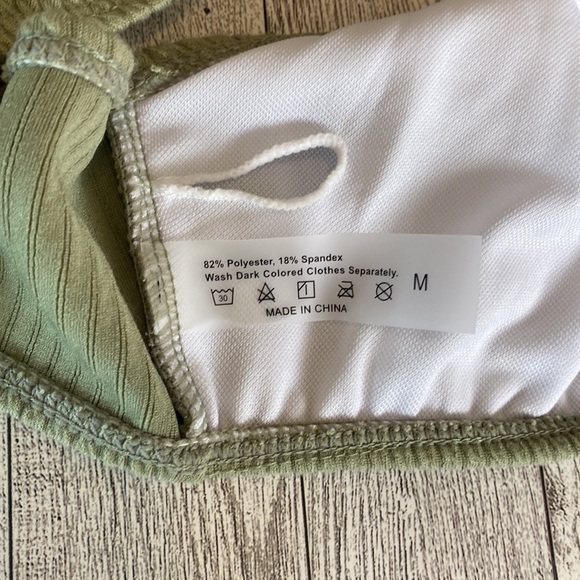 Green Knit Bikini with Cross Back and High Leg | Size M - Picture 4 of 7